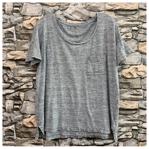 #7 Women’s Old Navy Boyfriend Gray Short Sleeve Pocket Tee T-Shirt Top Small - Picture 1 of 2